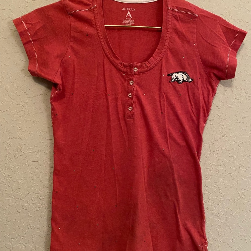 Razorbacks t-shirt